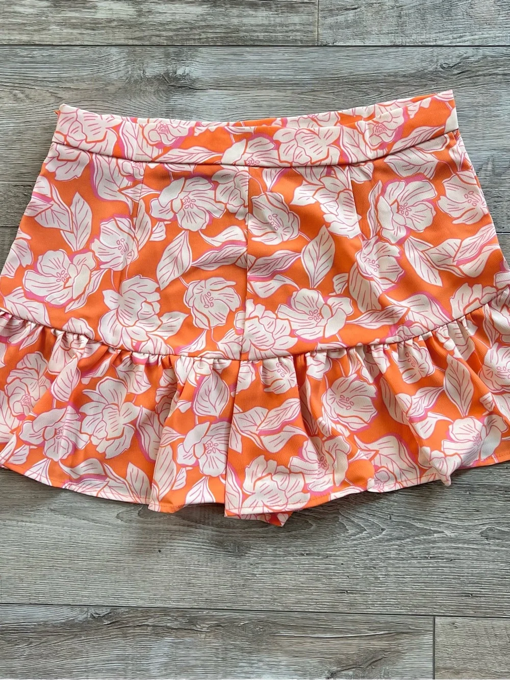 NWT Hello Molly Women’s With Grace Crop Top and Short Set
